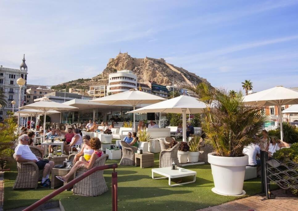 Apartamento Centro Rambla Alicante A Exteriör bild