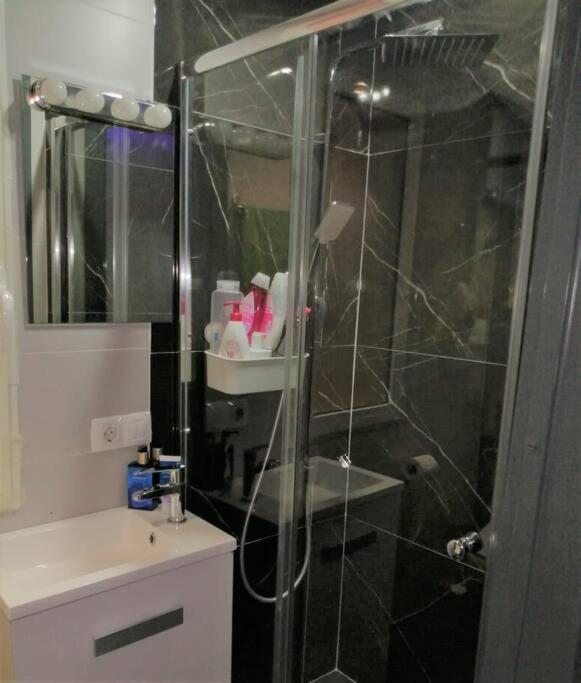 Apartamento Centro Rambla Alicante A Exteriör bild